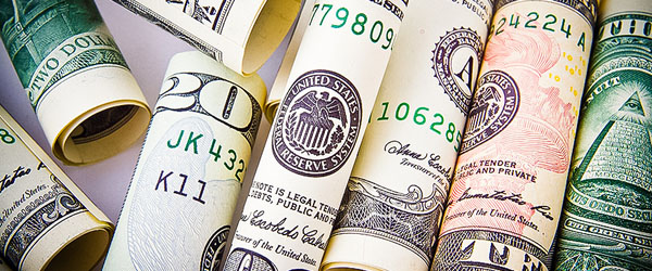 Se desacelera la inflación en EE.UU, pero sigue presionando a los mercados